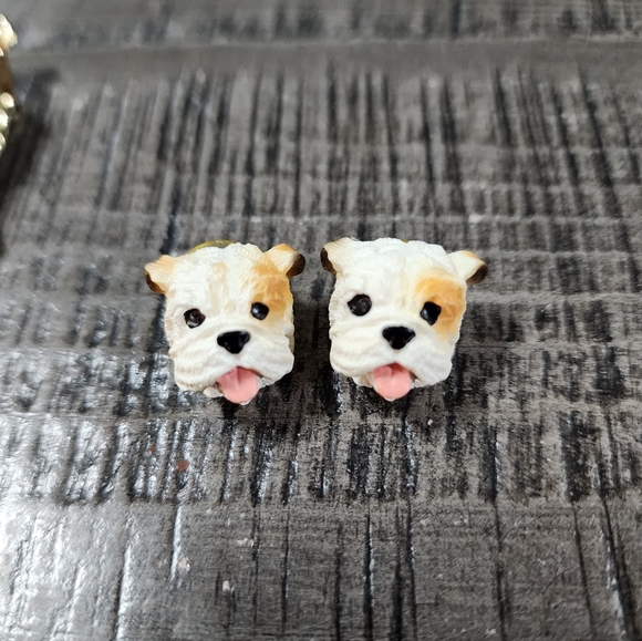 Bulldog pin and Bulldog post earings - Picture 6 of 6